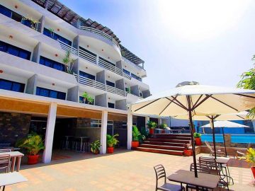 Hotel Yaque Paradise